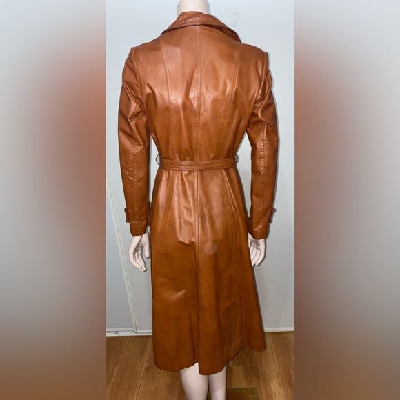 Stunning Leather jacket by Wilsons Suede & Leather in size 10 - Picture 6 of 11